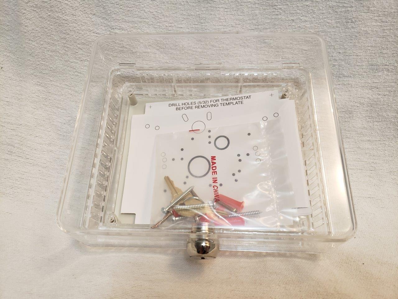 Honeywell TG511A1000 Versaguard Universal Thermostat Guard, Lock Medium New