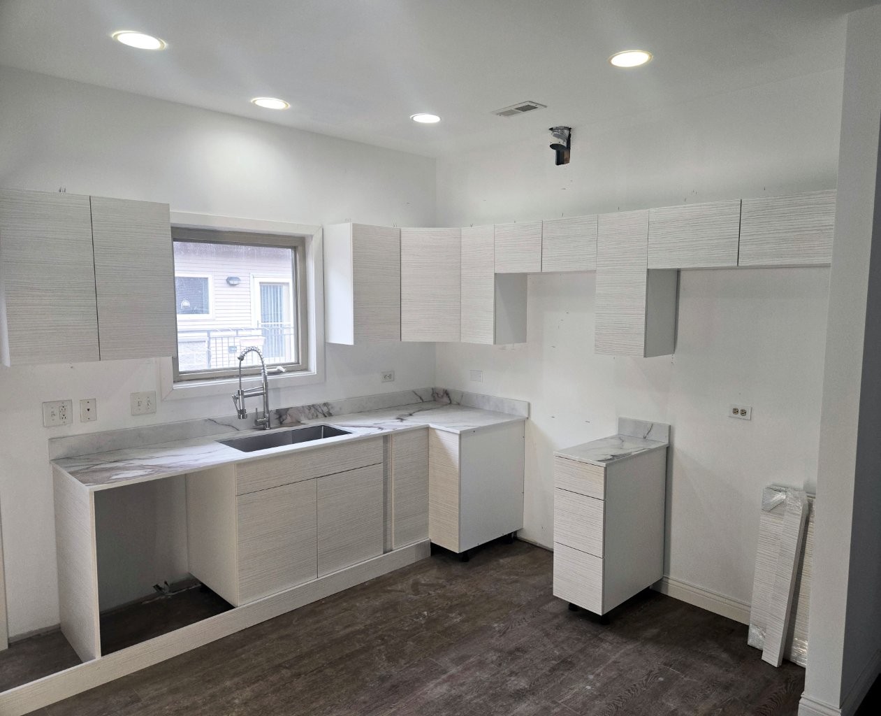 New White Kitchen Cabinet Set with Quartz Countertops, Sink and Faucet - U-Shape / L-Shape Layout