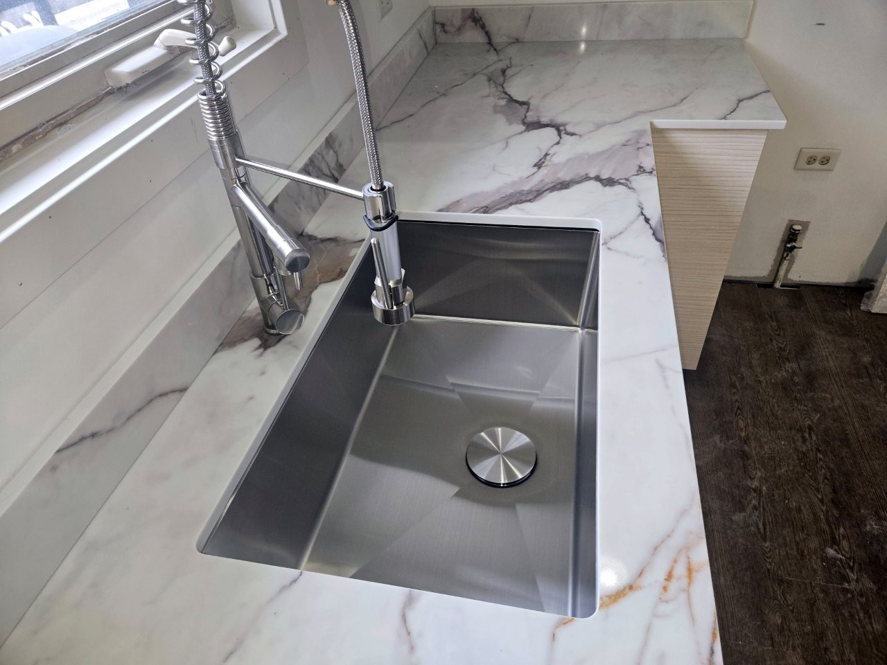 New White Kitchen Cabinet Set with Quartz Countertops, Sink and Faucet - U-Shape / L-Shape Layout