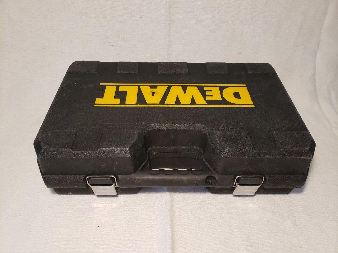 Dewalt D25263 11/8″ Corded SDS+ DHandle Concrete Rotary Hammer Drill