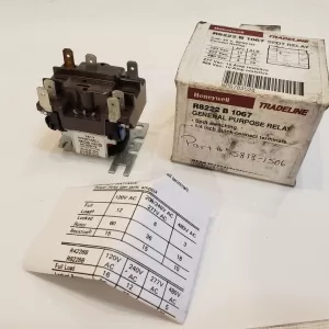 Honeywell R8222B1067 24 V General Purpose Relay with SPDT switching