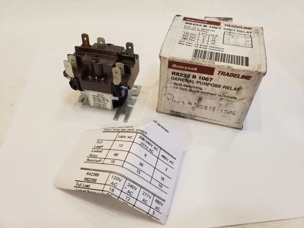 Honeywell R8222B1067 24 V General Purpose Relay with SPDT switching