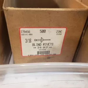 CENTRAL PNEUMATIC STOCK No. 167 AIR RIVETER + 46 lbs of rivets