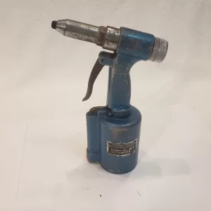 CENTRAL PNEUMATIC STOCK No. 167 AIR RIVETER