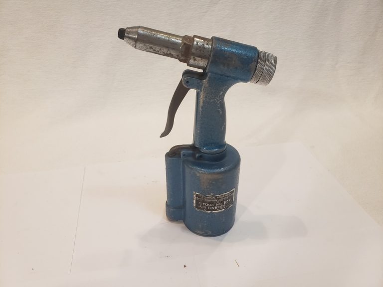Lot of CENTRAL PNEUMATIC STOCK No. 167 AIR RIVETER + 46 lbs of rivets