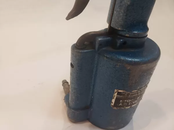 CENTRAL PNEUMATIC STOCK No. 167 AIR RIVETER