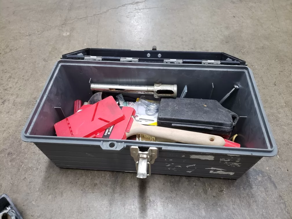 https://www.chicago-hvac.com/wp-content/uploads/2020/07/contico-tuff-box-with-extras-16-l-x-8-w-x-7-t-upper-tray_181255-jpg.webp