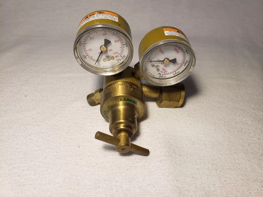 radnor-model-150-series-victor-light-duty-oxygen-single-stage-regulator-cga-540_153415 | Chicago HVAC tools and supplies