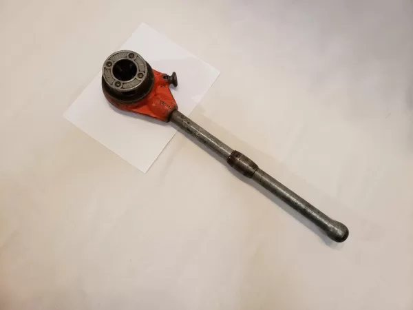 RIDGID Pipe 12-R Hand Ratchet Threader No. D-286 & 1 inch die head