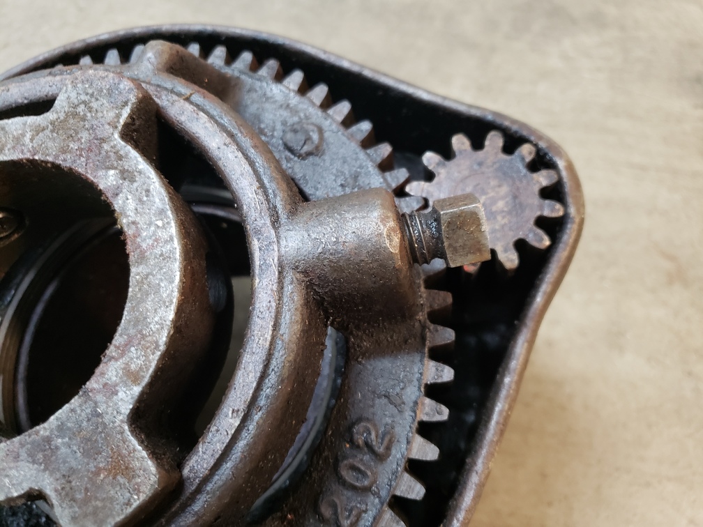 Toledo No. 2 Geared Pipe Threader with 2.5″ Dies 13597 Chicago HVAC