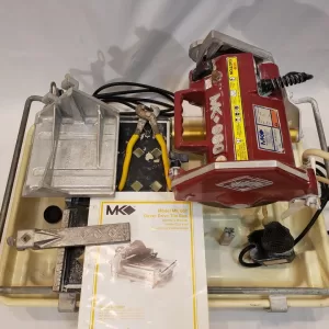 MK Diamond 153330 MK-660 3/4 Horsepower 7-Inch Wet Tile Saw