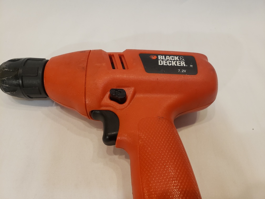 Black & Decker 9099KC 7.2Volt Cordless Drill with Keyless Chuck
