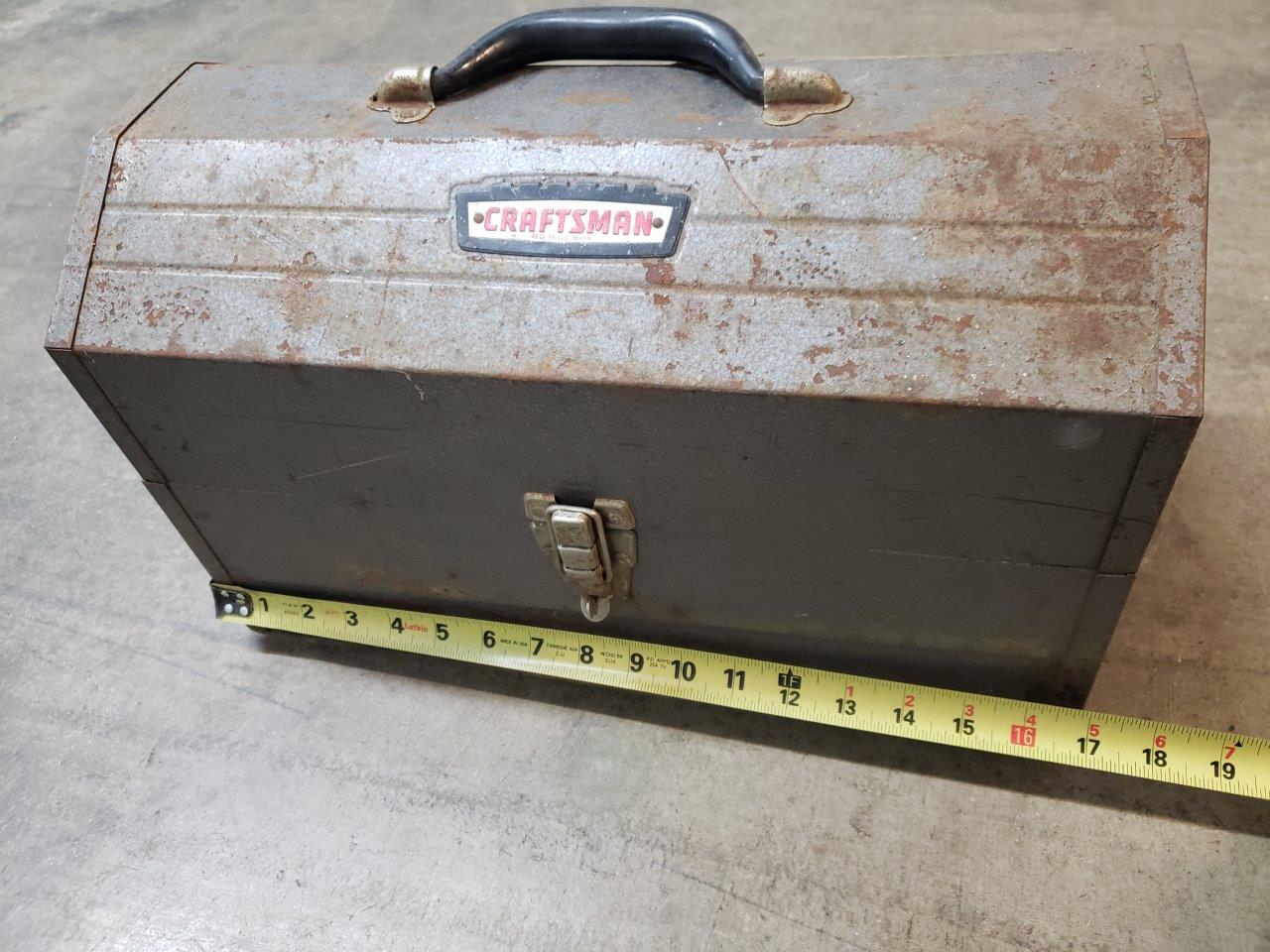 Vintage cantilever tool box Clearance