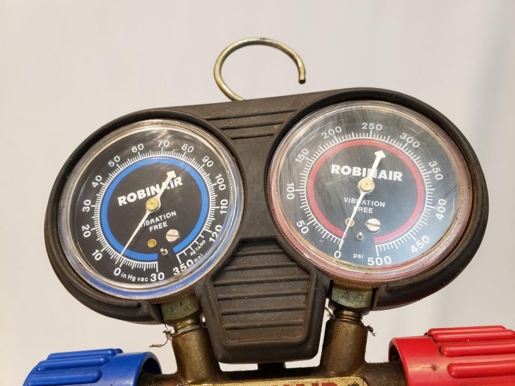 Robinair A/C Side Wheel Manifold Gauge Set with Hoses Chicago HVAC tools and supplies