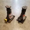 Lot of 2 x Ford Super Duty F-250/ F-350 Maximum GVWR 11.200 lb Bottle Jack F81A-17080-AC