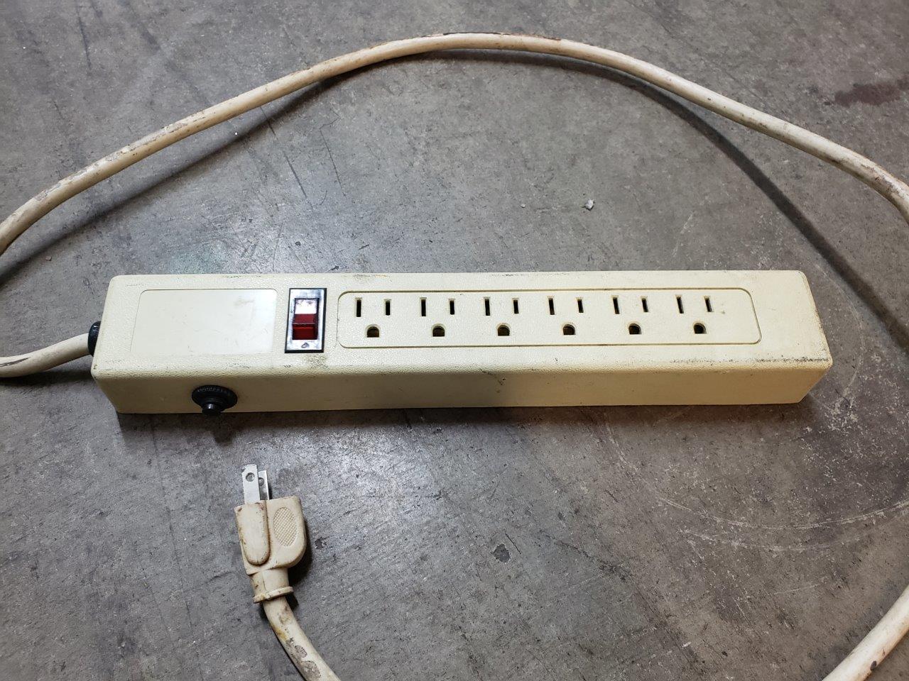 Woods Multiple Outlet Strip No. 728 Chicago HVAC tools and supplies