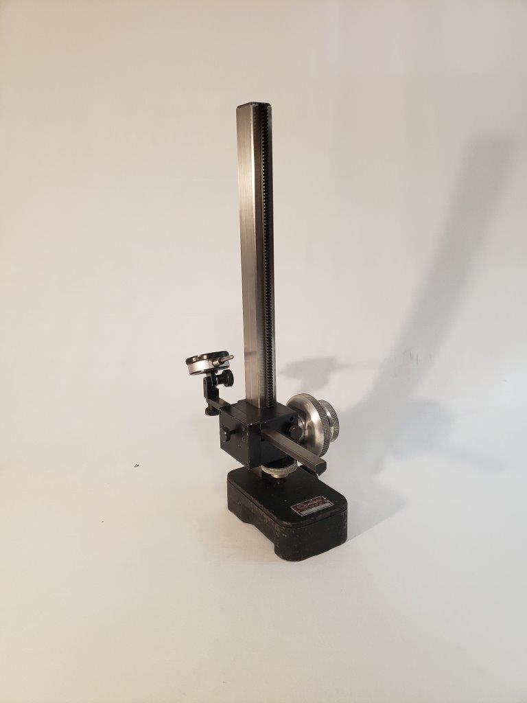 Standard gauge Co. Indicator Stand + Mitutoyo Dial Indicator .001″ to 1