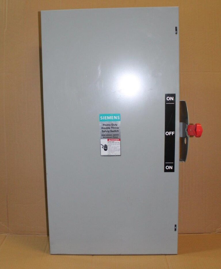 DTNF324 Double Throw NonFusible Safety Switch 200A 240V by Siemens