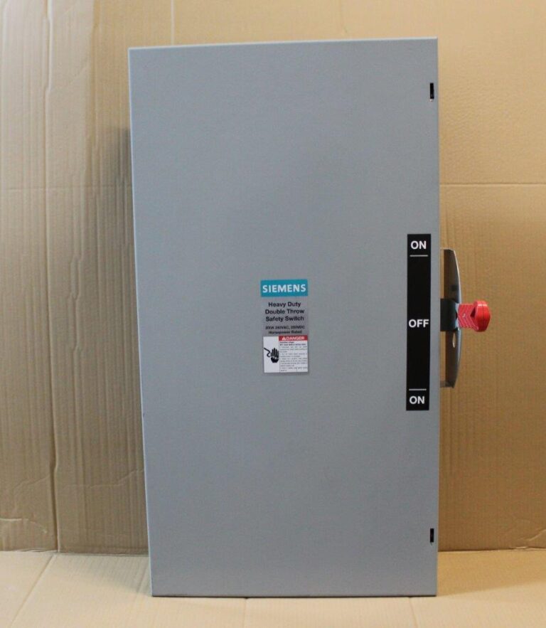DTNF324 Double Throw NonFusible Safety Switch 200A 240V by Siemens