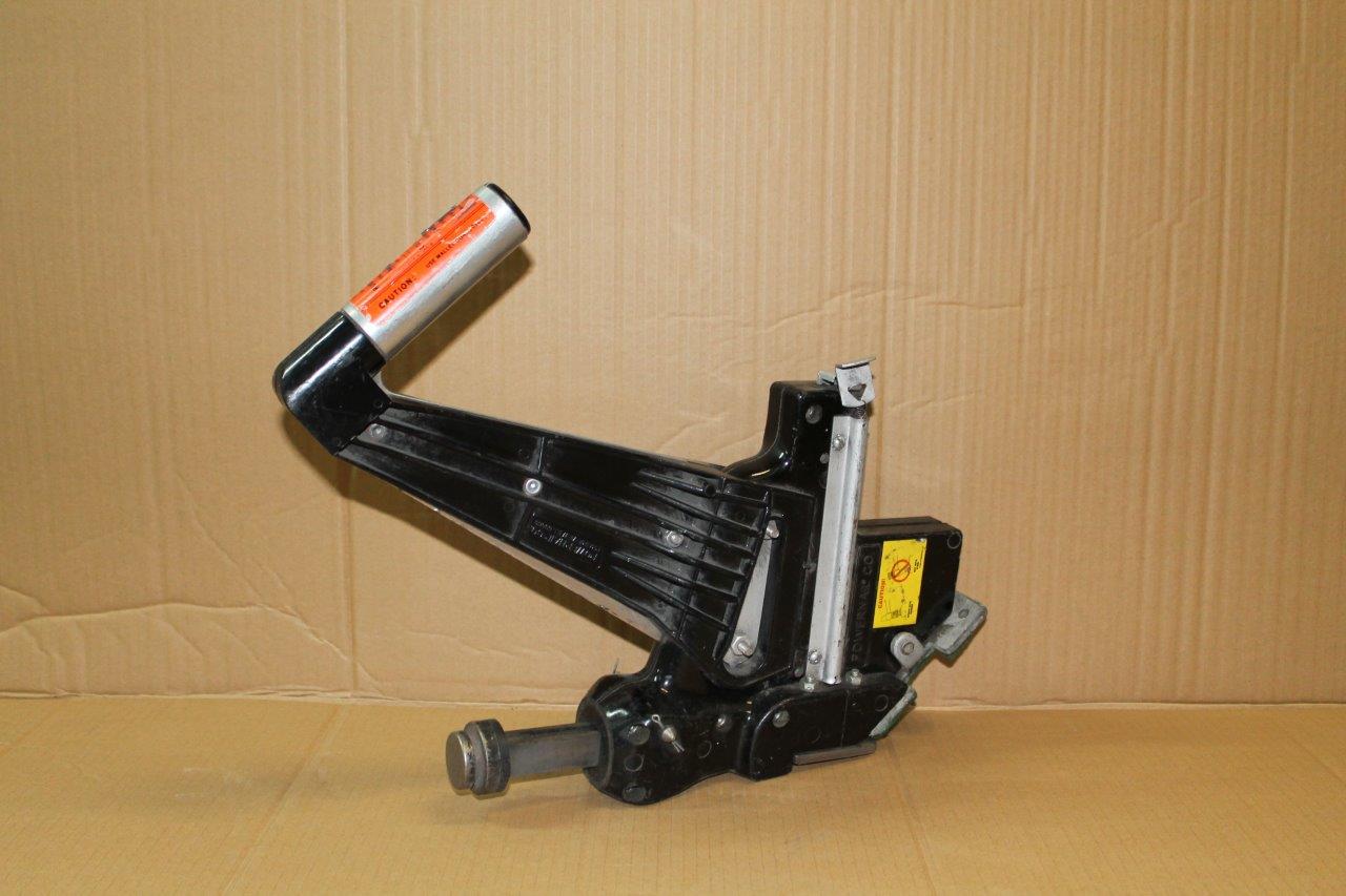 thumbnail image 2 of Cadex 20 Gauge Flooring Cleat Nailer V3 | Shoots 1" & 1-1/4" Flooring Nails 2 of 12