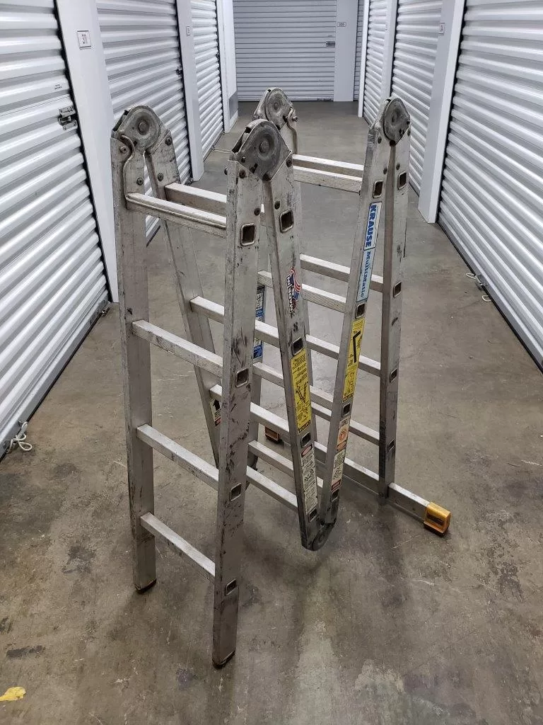 16 Multimatic aluminum multi position Ladder 300 lb capacity
