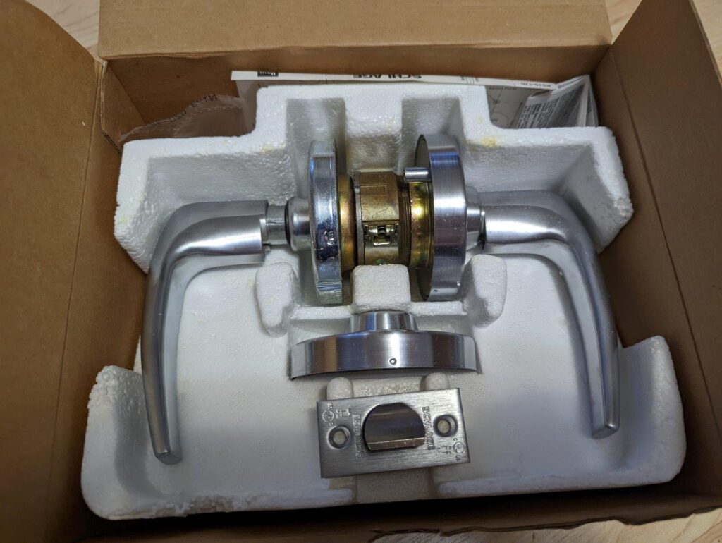 Schlage ND10S ATH 626 Passage Lever Lockset 13/4″, Satin Chrome Finish