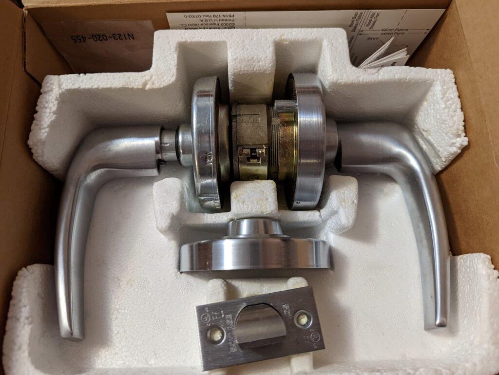 Schlage ND10S ATH 626 Passage Lever Lockset 13/4″, Satin Chrome Finish