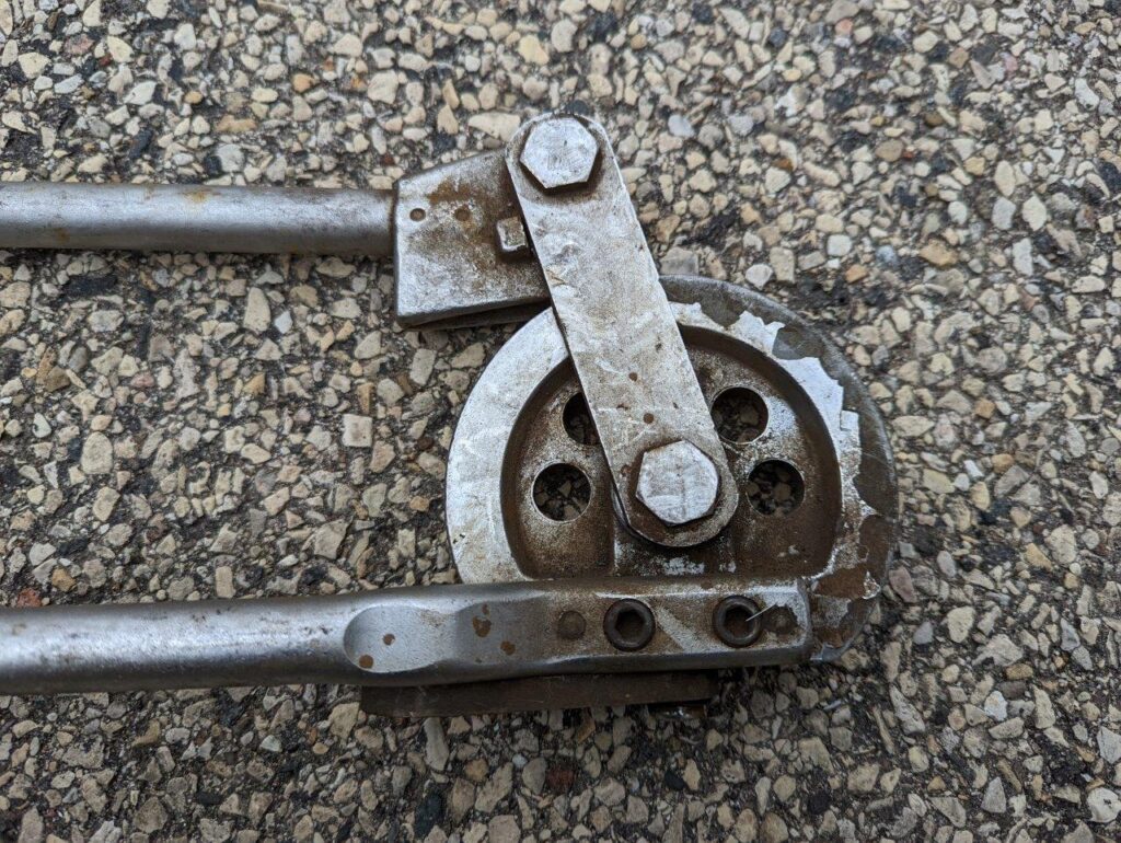 Tube Bender 5/8″ OD 21/4″ Radius for copper, brass, aluminum Tubing