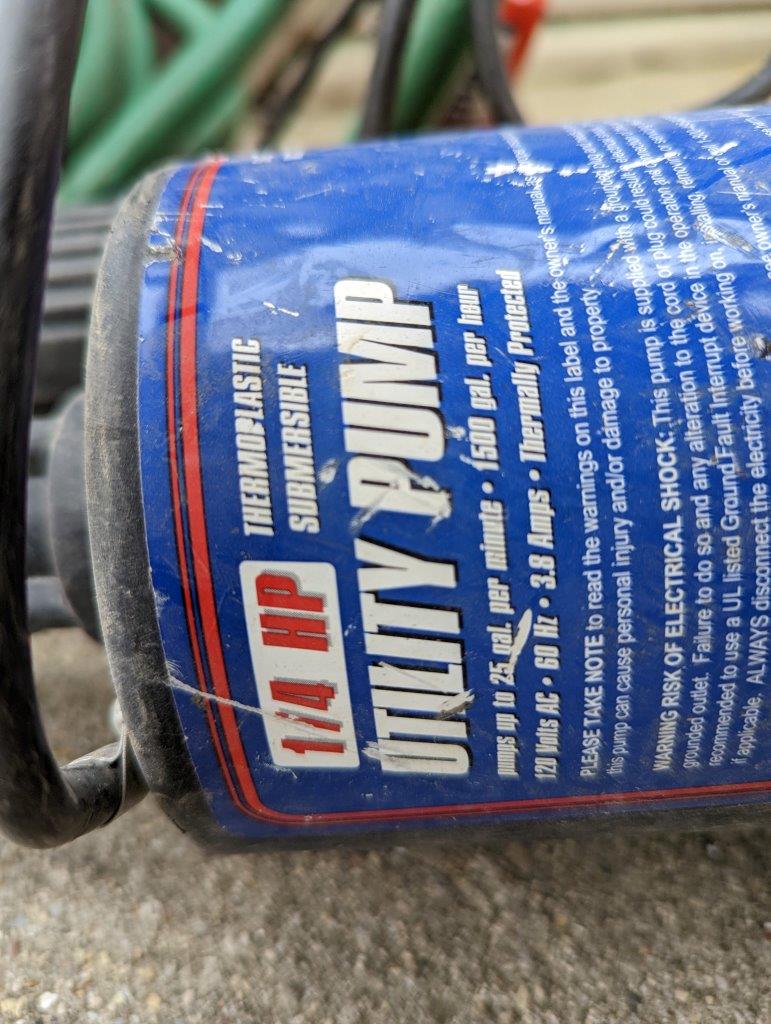 Barracuda 6913309 Superior Pump 91250 1/4 HP Thermoplastic Submersible