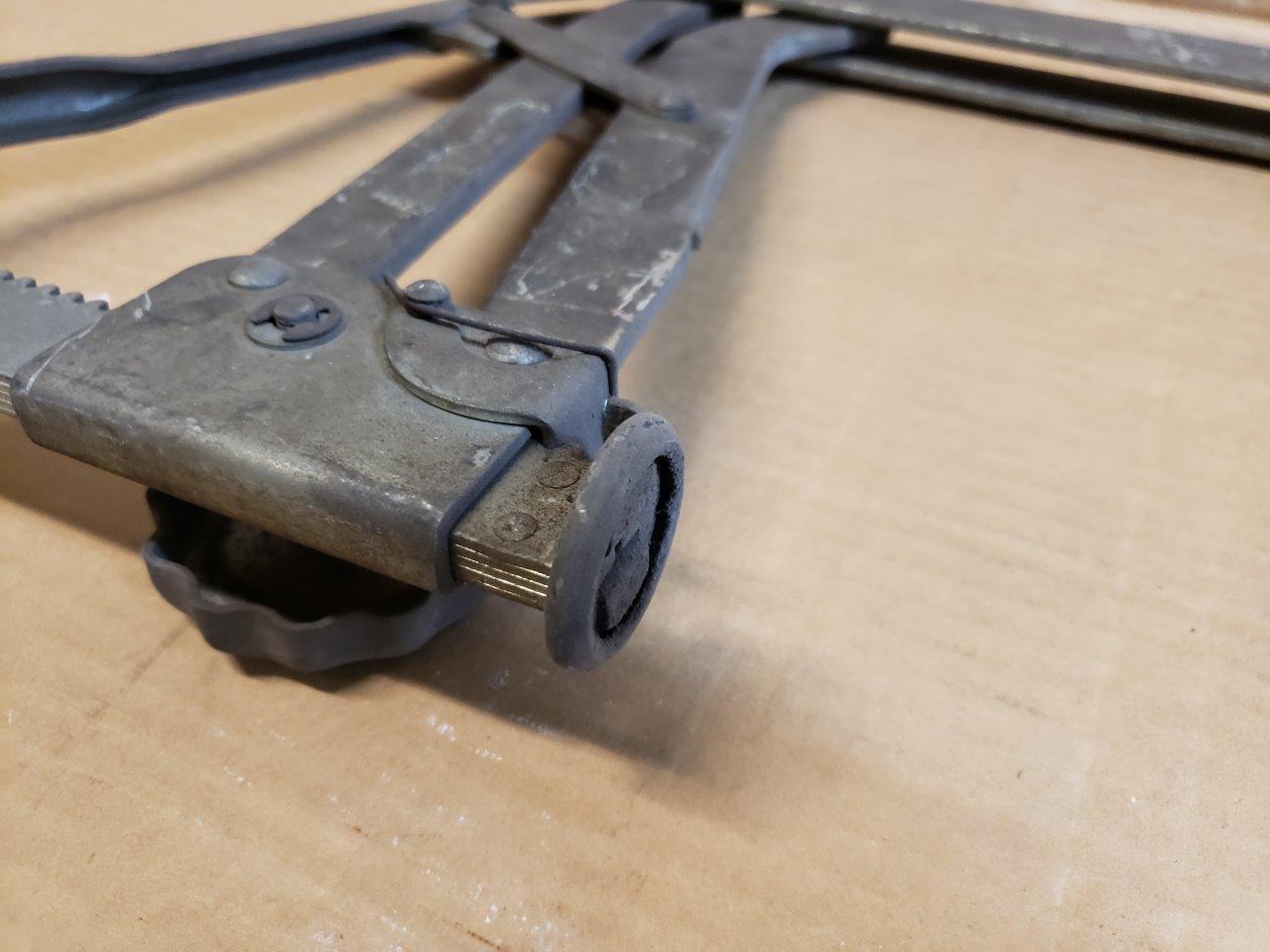 Vintage KD Mfg. Lancaster, PA Valve Spring Clamp No. 380 Chicago