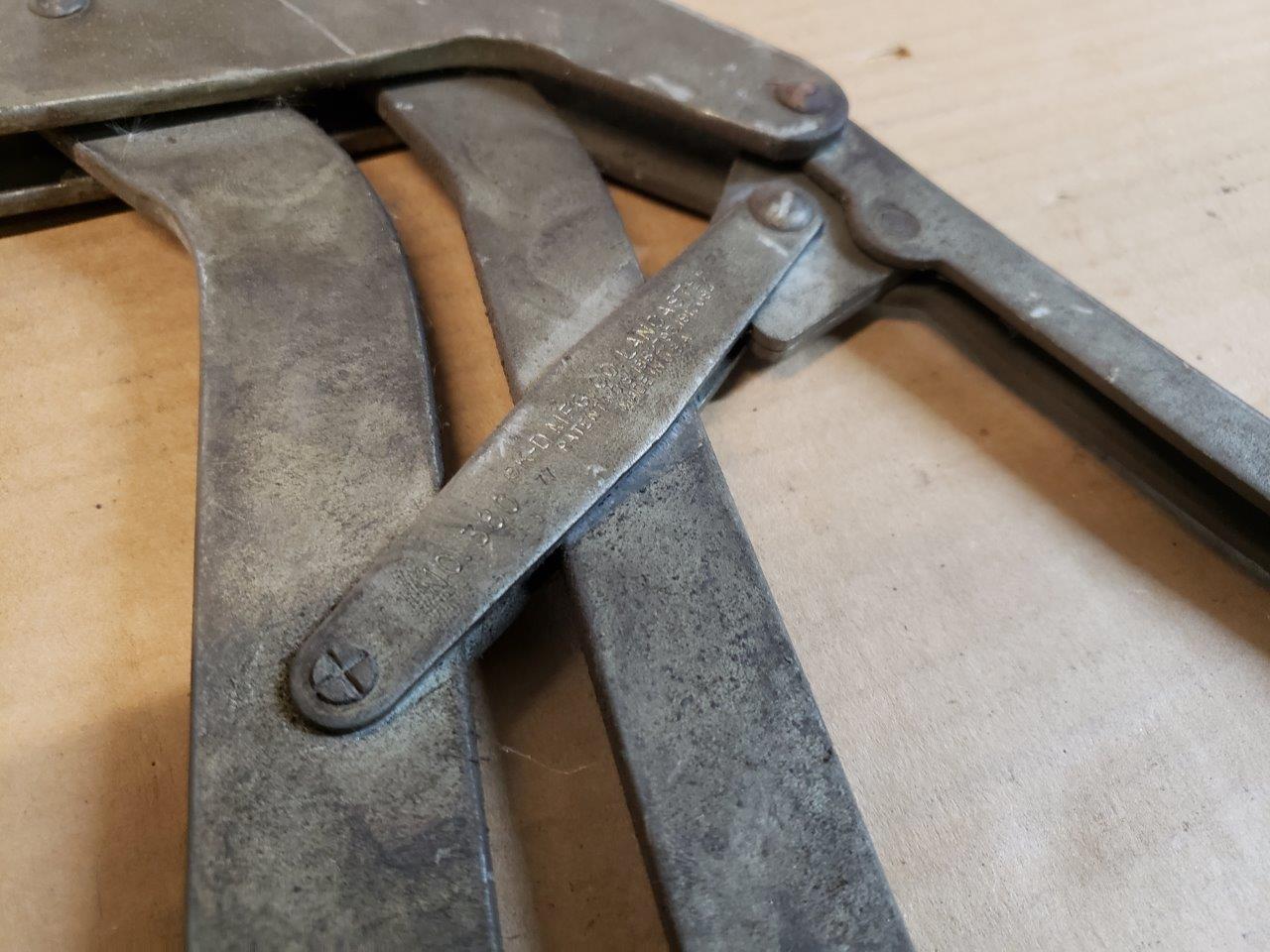 Vintage KD Mfg. Lancaster, PA Valve Spring Clamp No. 380 Chicago