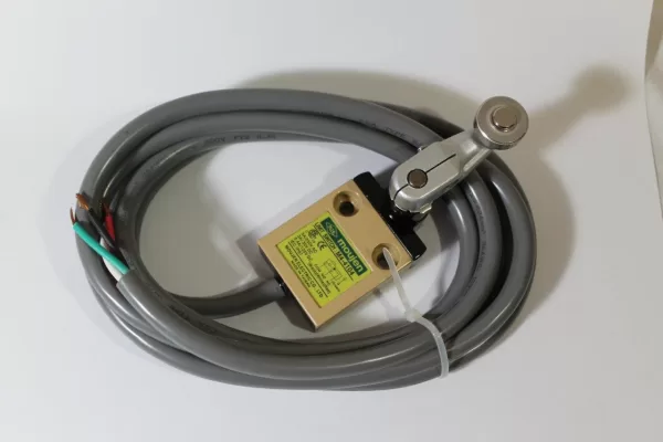 Moujen Limit Switch-cable attached M4-4104-2L KE601979