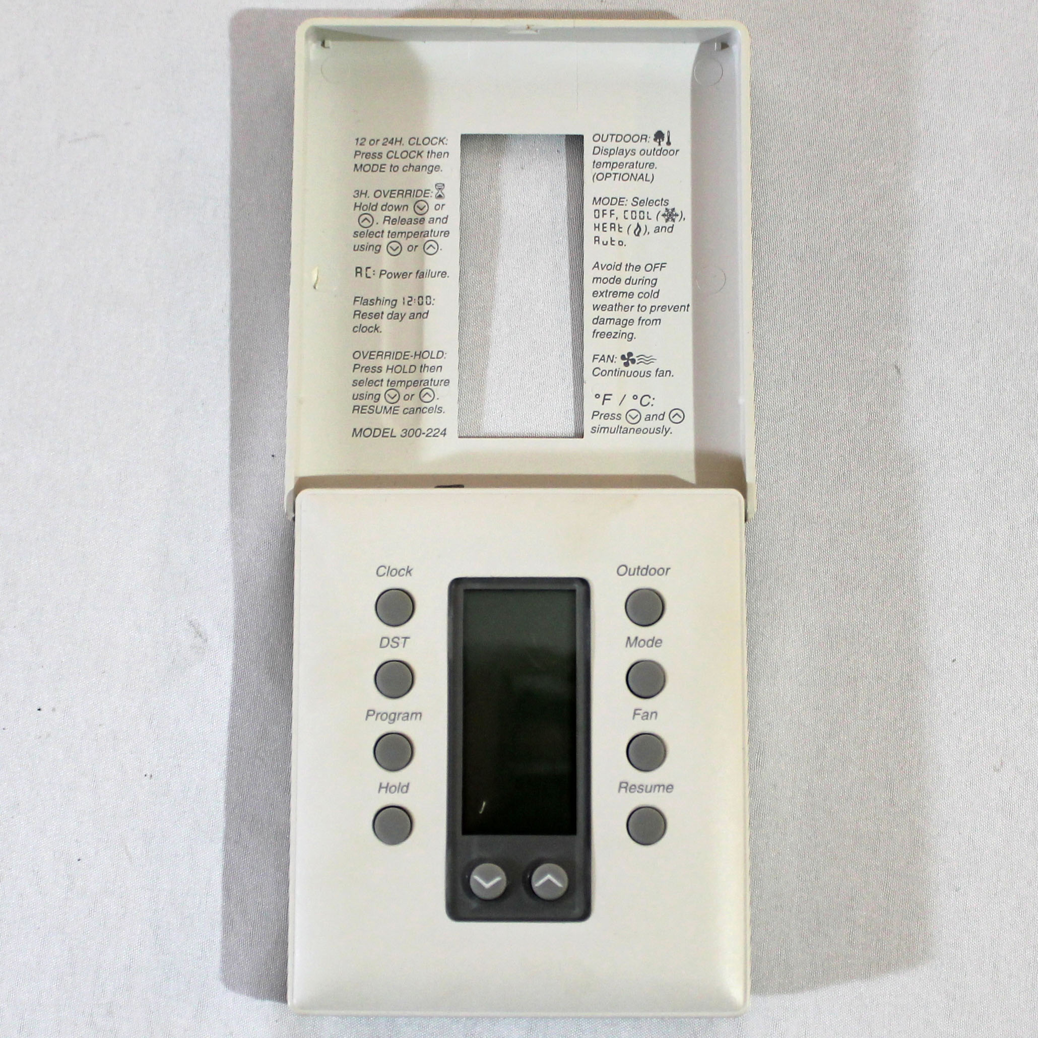 Robertshaw 300224 Programmable Thermostat Chicago HVAC tools and
