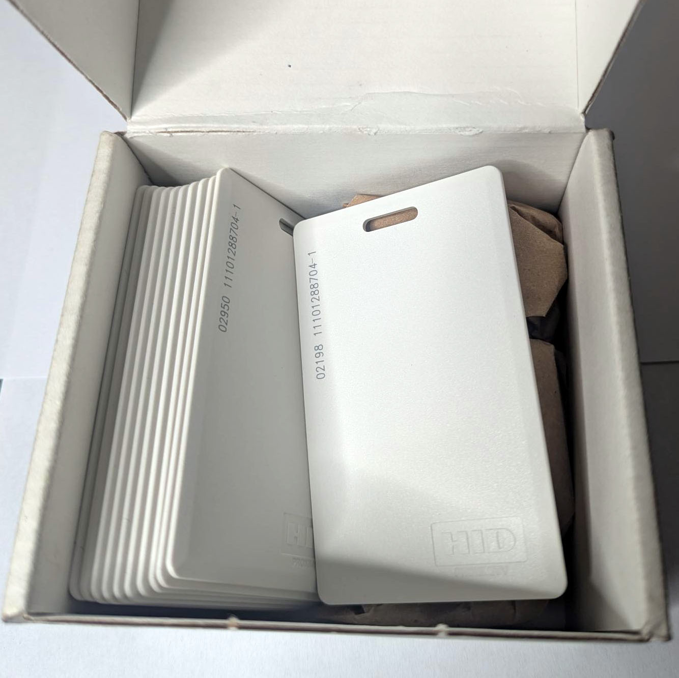 HID Global 1326LGSMV-ADI26-110315 (1326LGSMV-PACK11-110315) ProxCard II with ADI A901146A format – 11 Pack | Chicago HVAC tools and supplies HID Global 1326LGSMV-ADI26-110315 (1326LGSMV-PACK11-110315) ProxCard II with ADI A901146A format – 11 Pack