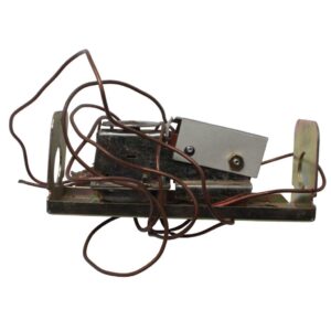 Honeywell Immersion Temperature Controller – SPST Aquastat, 100–240°F Range, Bulb & Capillary Type, Surface/Well Mount