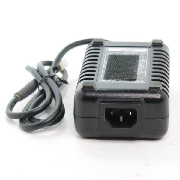 Soneil 2403SR 24V 1.5A Automatic Battery Charger – Smart 3-Stage Charger for Lead-Acid and Sealed Batteries