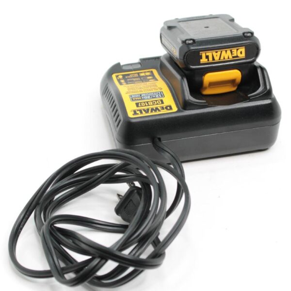 DeWALT 20V MAX Lithium-Ion Compact Battery (DCB201) & Charger (DCB107) Combo 