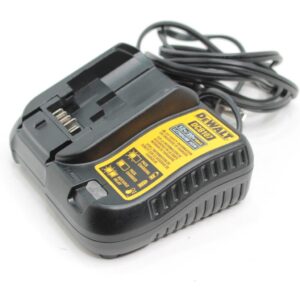 DeWALT 20V MAX Lithium-Ion Compact Battery (DCB201) & Charger (DCB107) Combo 