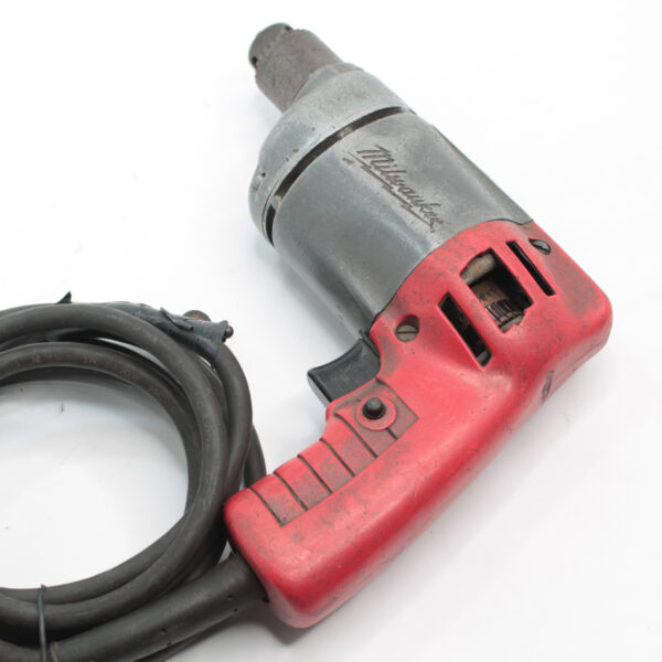 milwaukee-heavy-duty-electric-drill-corded-power-tool-for-industrial-and-construction-use